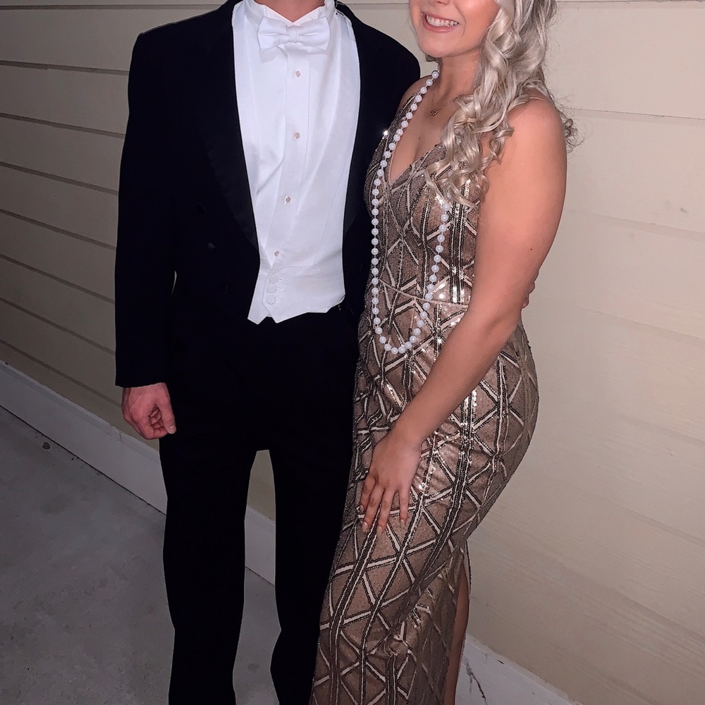 Adrianna Papell Champagne Gold Floor Length Gown